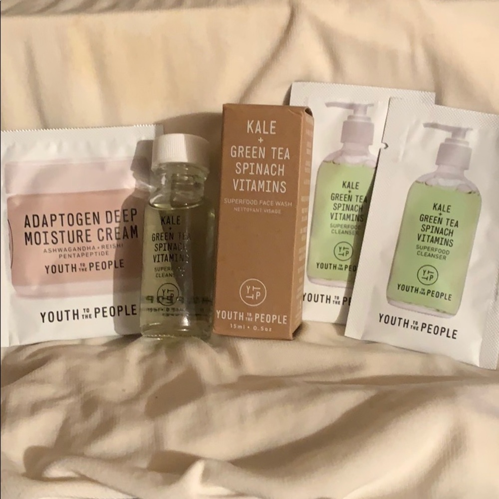 Youth to the People Superfood Cleanser&Samples